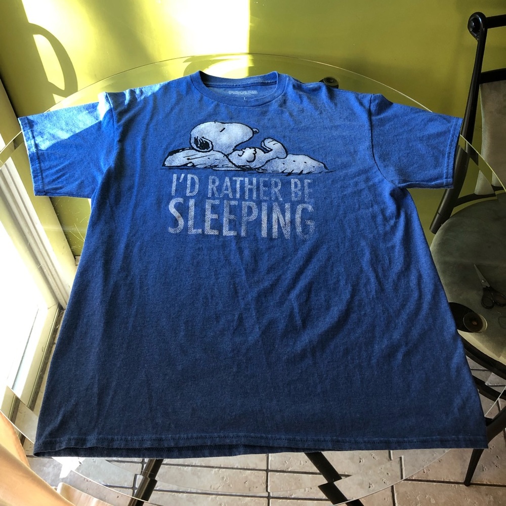 Men's peanut sleeping t-shirt